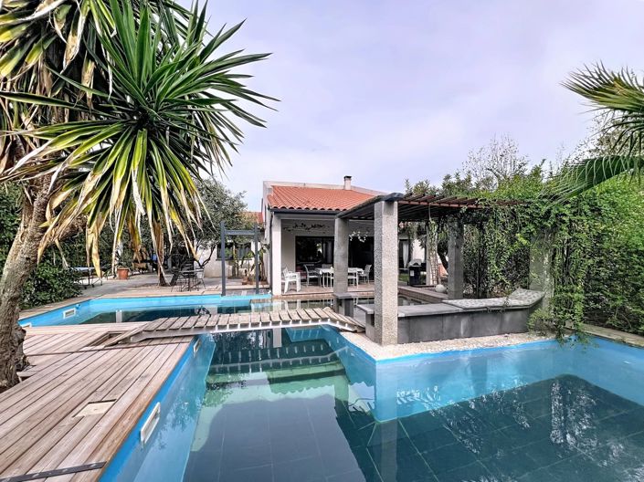 Image No.3-5 Bed House for sale