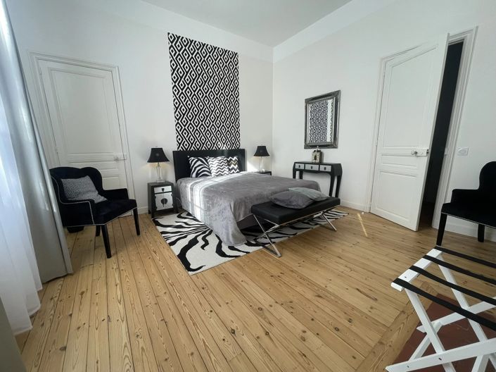 Image No.15-5 Bed House for sale