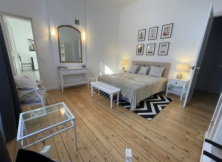 Image No.7-5 Bed House for sale