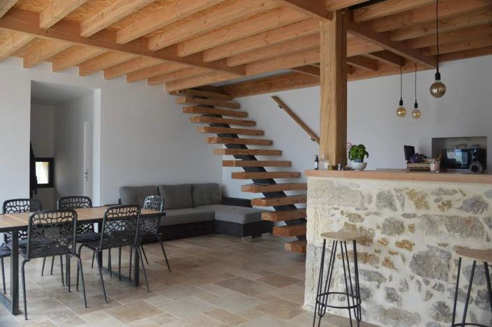 Image No.8-3 Bed House for sale