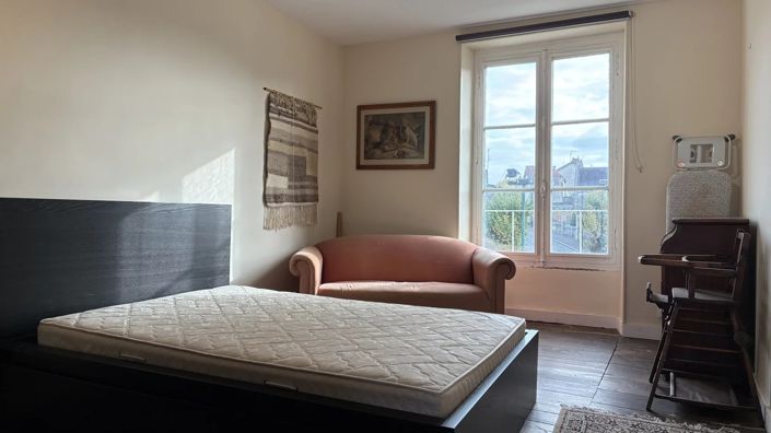 Image No.11-2 Bed House for sale