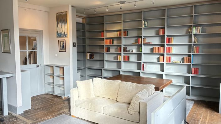 Image No.9-2 Bed House for sale