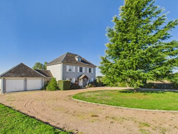 a960ac0b66ffd3eebe2511a411a9c7fb0805e2f47b192