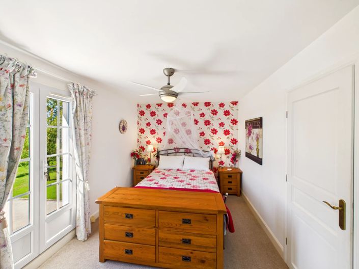 Image No.10-4 Bed House for sale