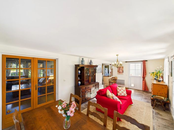 Image No.6-4 Bed House for sale