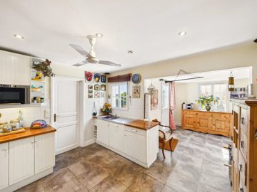 f62a3f7e419b6ab2dc65d8785bd7ffe9cf50e569ea192