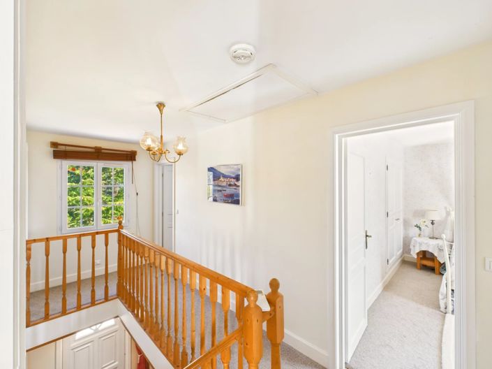 Image No.9-4 Bed House for sale