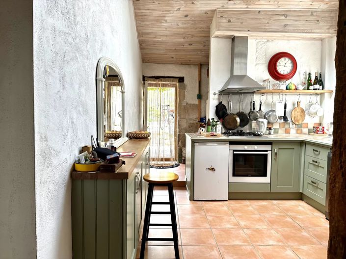 Image No.3-3 Bed House for sale