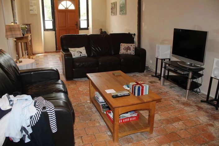 Image No.4-2 Bed House for sale