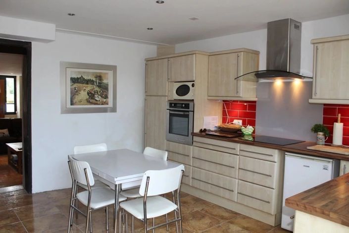 Image No.6-2 Bed House for sale