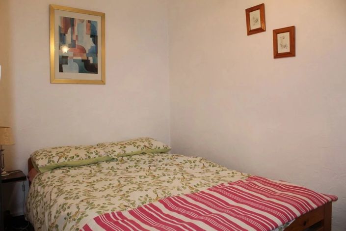 Image No.7-2 Bed House for sale