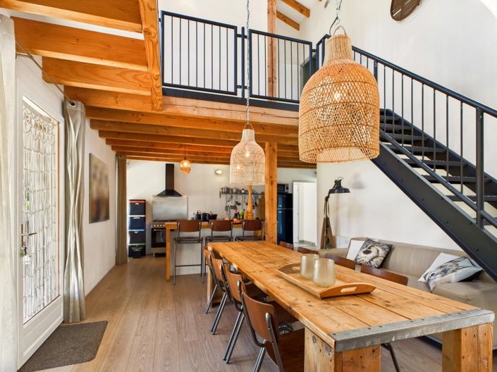 Image No.5-8 Bed House for sale