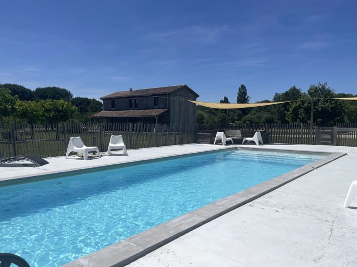 Image No.6-8 Bed House for sale