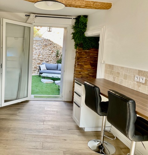 Image No.8-4 Bed House for sale