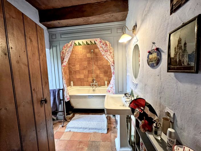 Image No.12-3 Bed House for sale