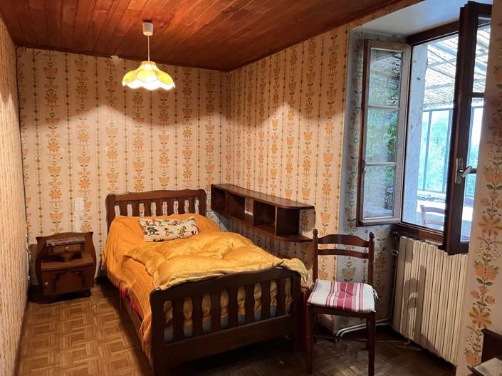 Image No.8-5 Bed House for sale