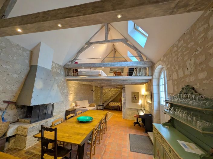 Image No.8-7 Bed House for sale