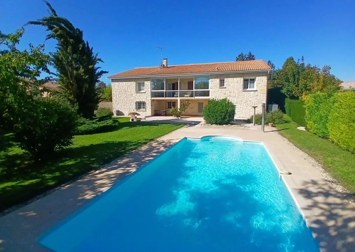 Image No.2-5 Bed House for sale
