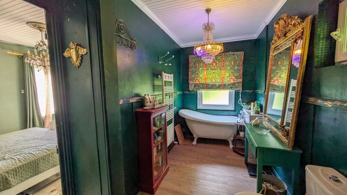 Image No.6-6 Bed Village House for sale