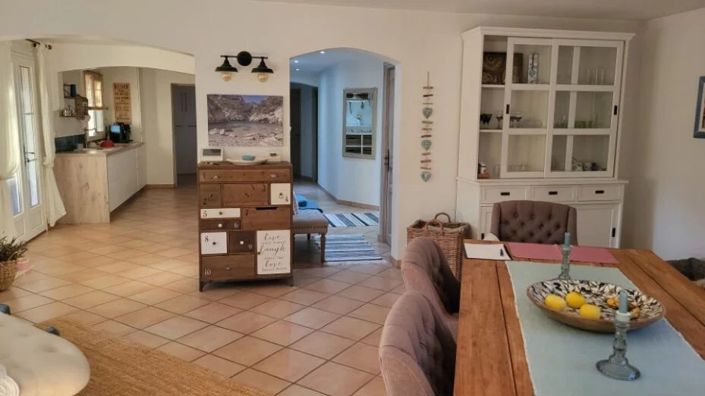 Image No.11-Maison de 5 chambres à vendre à Saint-Antonin-du-Var