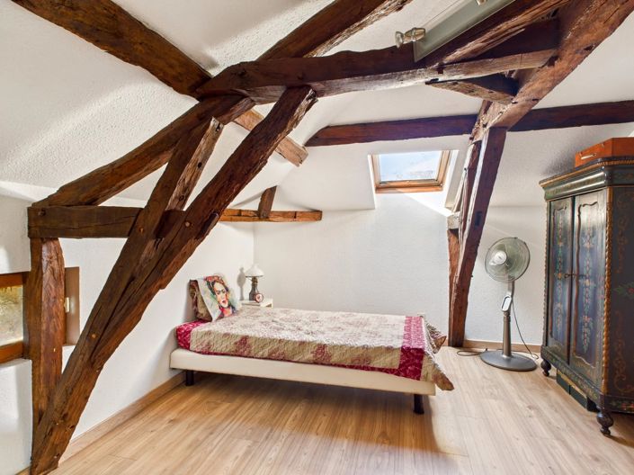 Image No.10-4 Bed Farmhouse for sale