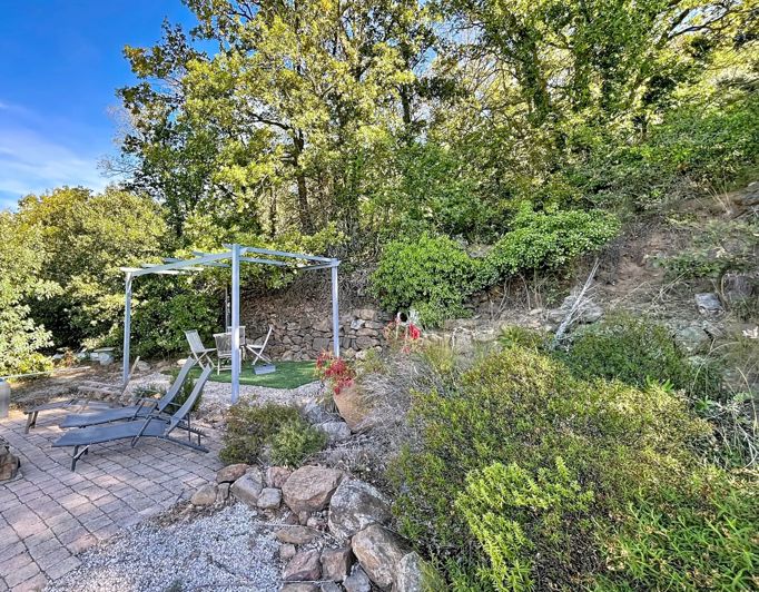 Image No.12-3 Bed House for sale