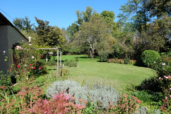 Image No.10-3 Bed Village House for sale