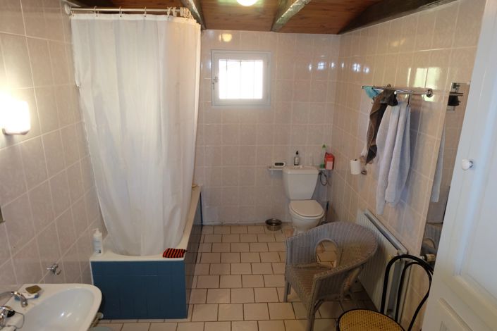 Image No.8-3 Bed Village House for sale