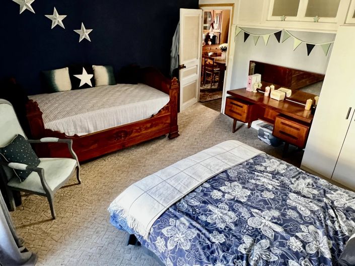 Image No.8-4 Bed House for sale