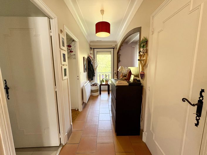 Image No.10-5 Bed House for sale