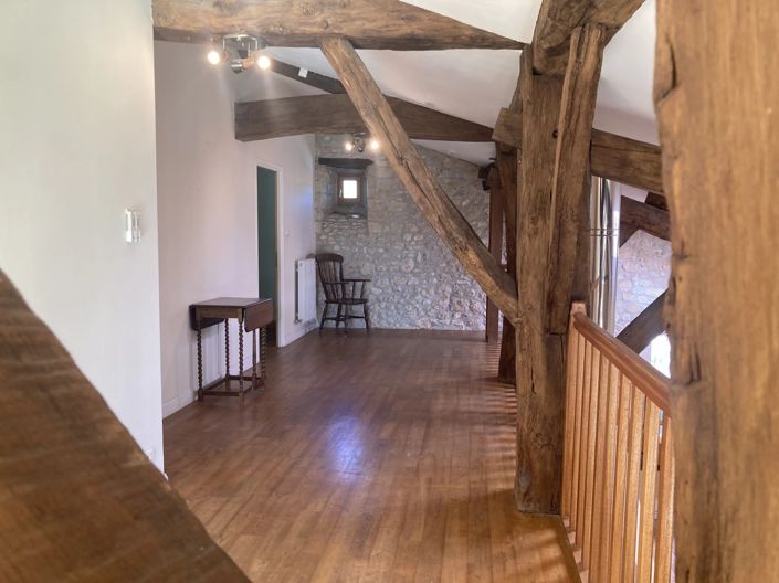 Image No.11-3 Bed House for sale