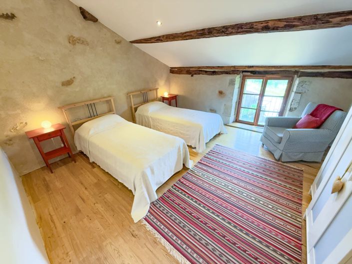 Image No.9-4 Bed House for sale