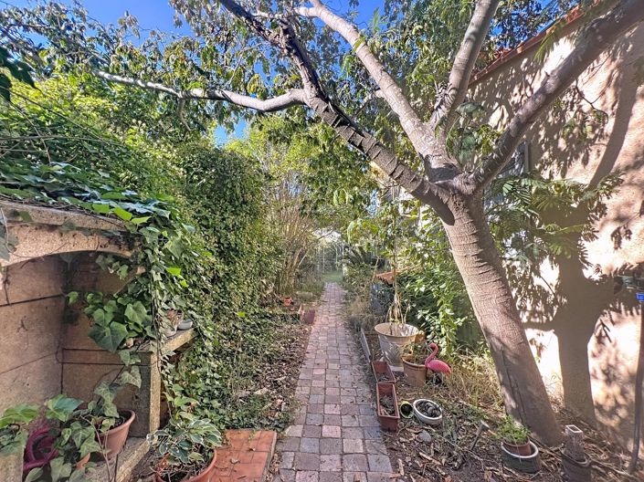 Image No.3-3 Bed House for sale