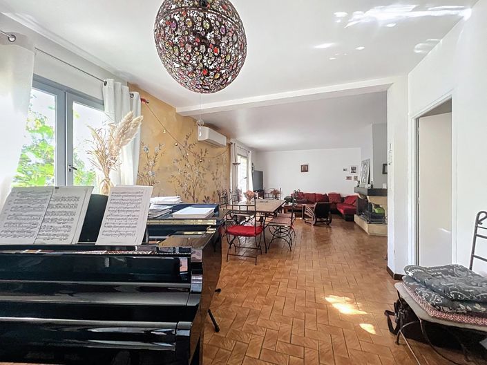 Image No.4-3 Bed House for sale