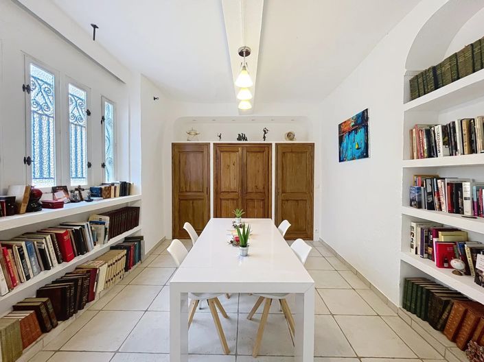 Image No.12-4 Bed House for sale