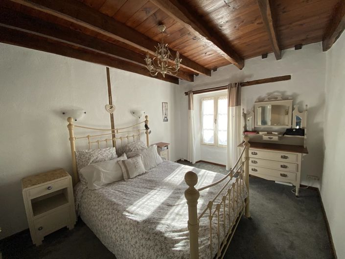 Image No.15-4 Bed House for sale