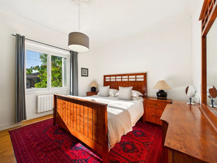 Image No.4-2 Bed House for sale