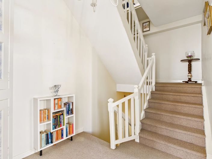 Image No.7-4 Bed Village House for sale