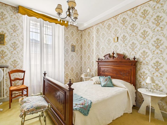 Image No.8-4 Bed Village House for sale