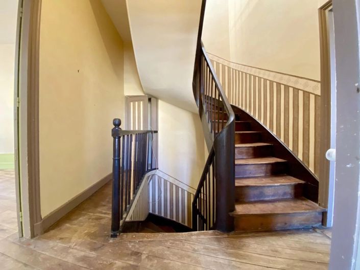 Image No.15-4 Bed Village House for sale