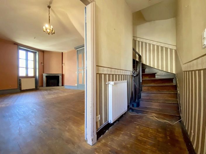 Image No.3-4 Bed Village House for sale