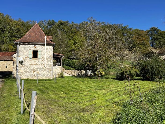 Image No.11-2 Bed House for sale