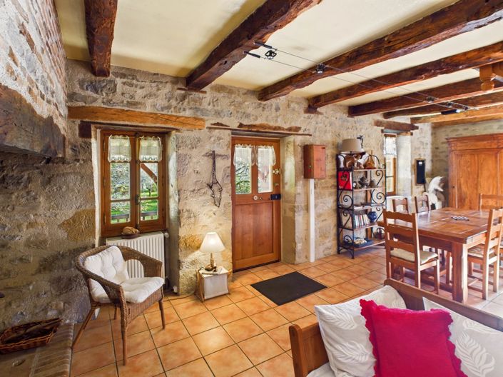 Image No.2-2 Bed House for sale