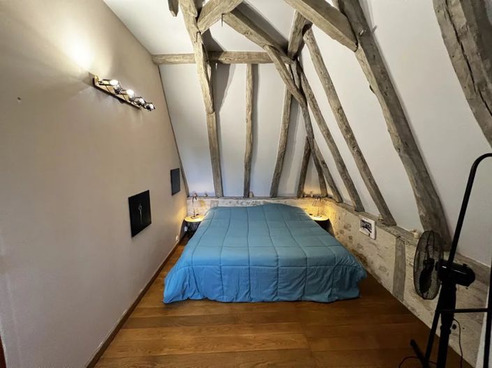 Image No.5-2 Bed House for sale