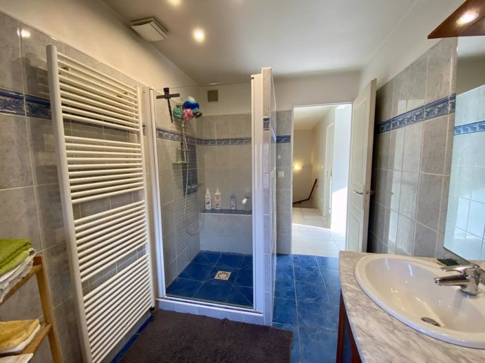 Image No.12-3 Bed House for sale