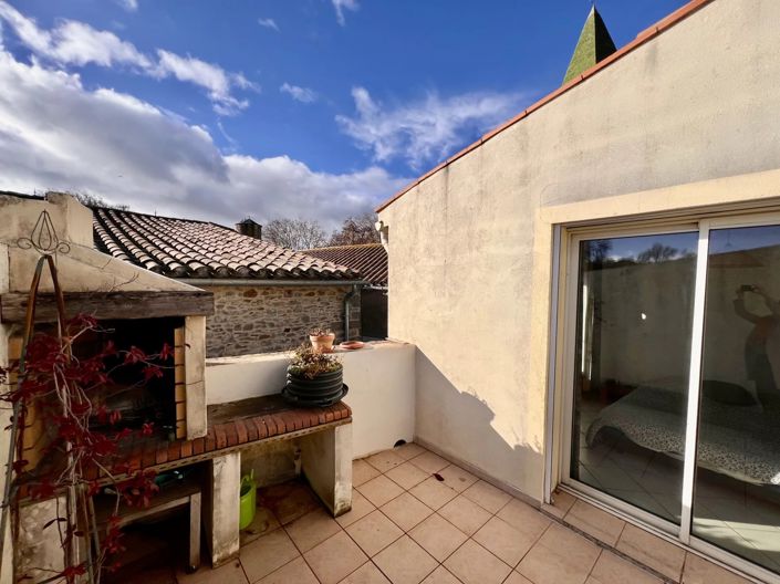 Image No.7-3 Bed House for sale