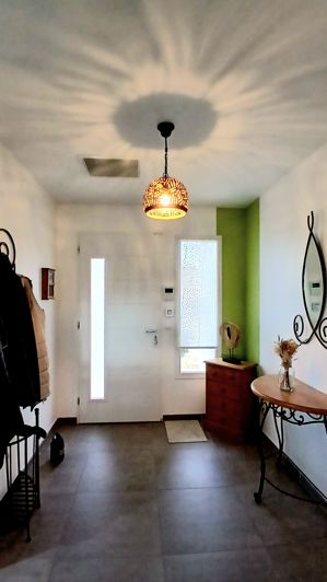 Image No.15-4 Bed House for sale