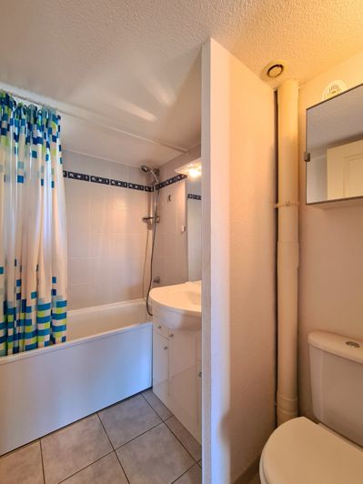 Image No.10-2 Bed House for sale