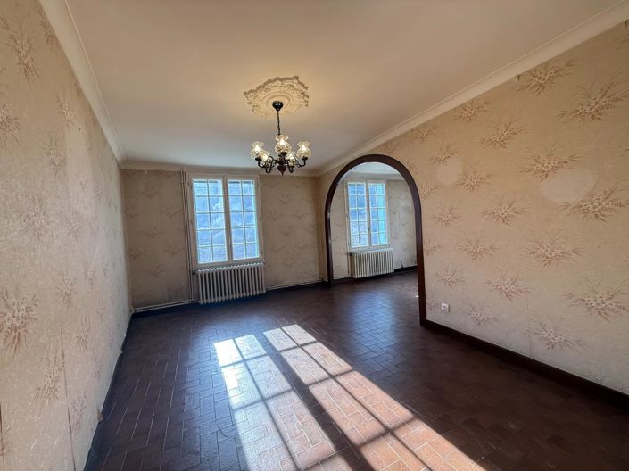 Image No.15-5 Bed Village House for sale