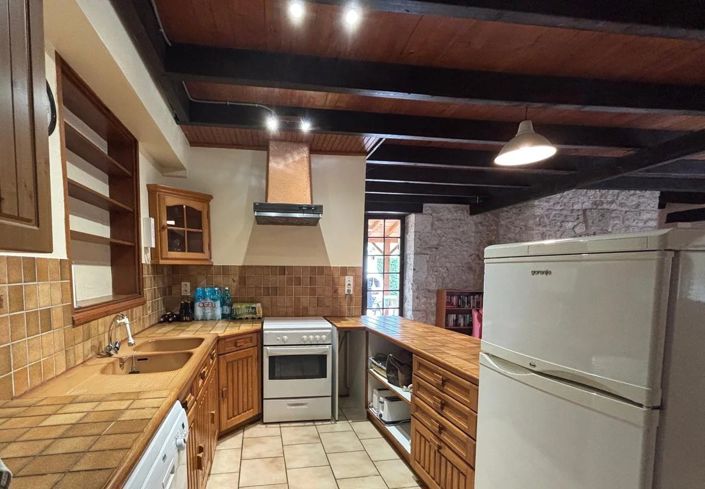 Image No.12-8 Bed House for sale